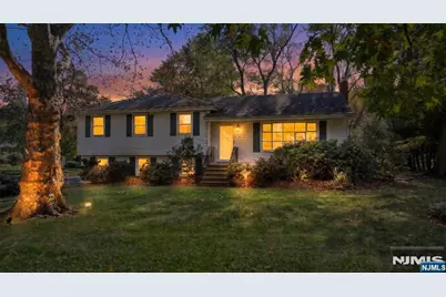 1 Large Avenue, Hillsdale, NJ 07642 - Photo 24