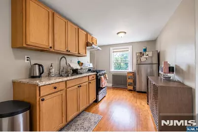 229 River Drive, Elmwood Park, NJ 07407 - Photo 32