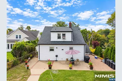 229 River Drive, Elmwood Park, NJ 07407 - Photo 42