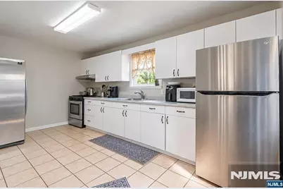 229 River Drive, Elmwood Park, NJ 07407 - Photo 28