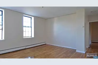 10 Osborne Terrace 1F #1f, Newark, NJ 07108 - Photo 1