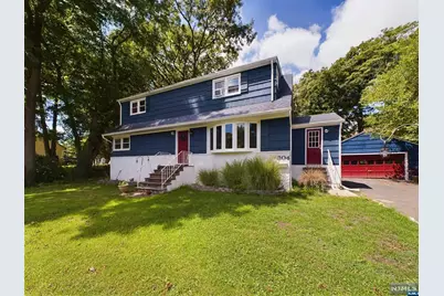 304 Lakeview Drive, Ridgewood, NJ 07450 - Photo 1