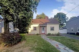 1087 Congress Ave, Teaneck Township, NJ 07666 - Photo 1