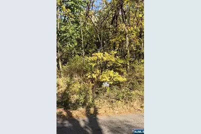 628 River Road, Clifton, NJ 07014 - Photo 1