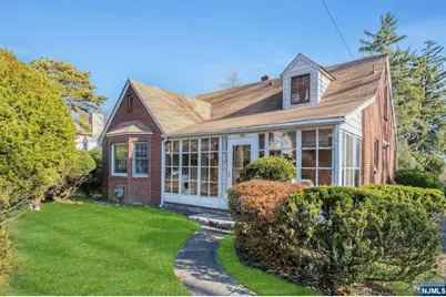 106 N Farview Avenue, Paramus, NJ 07652 - Photo 1