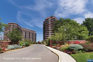 100 Carlyle Dr 9G-N, Cliffside Park, NJ 07010 - Photo 1