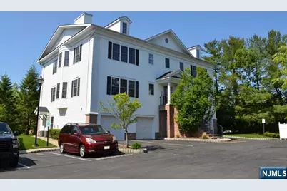 107-E Hawthorne Avenue 107-E #107-E, Park Ridge, NJ 07656 - Photo 1