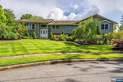 12 Christine Court, Wayne, NJ 07470 - Photo 1