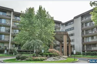 521 Piermont Avenue 320 #320, River Vale Township, NJ 07675 - Photo 1