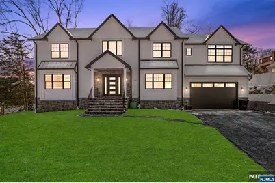 131 Midland Avenue, Park Ridge, NJ 07656 - Photo 1