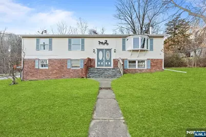 13 Phlox Terrace, Vernon, NJ 07418 - Photo 1