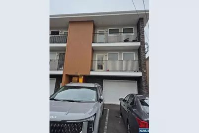 148 Oakwood Avenue B #B, Cliffside Park, NJ 07010 - Photo 1