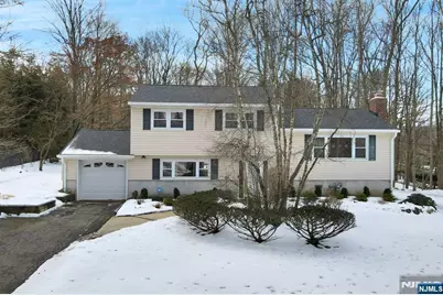 4 Cherokee Trail, Oakland, NJ 07436 - Photo 1