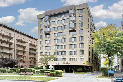 344 Prospect Avenue 3A #3A, Hackensack, NJ 07601 - Photo 1