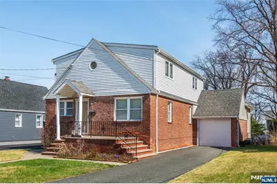 15 Madison Avenue, Hasbrouck Heights, NJ 07604 - Photo 1