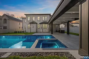 792 Kearney Pl, Paramus, NJ 07652 - Photo 1