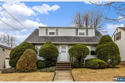 32 Rossen Place, Bloomfield, NJ 07003 - Photo 1