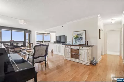 800 Palisade Avenue 709 #709, Fort Lee, NJ 07024 - Photo 1