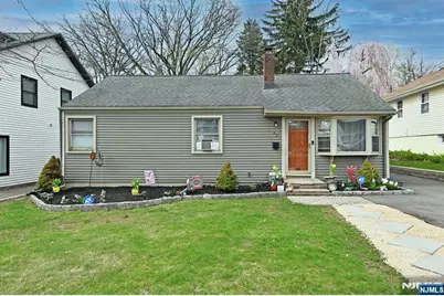 40 Lafayette Avenue, Maywood, NJ 07607 - Photo 1