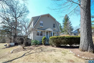 43 Roth Avenue, Oakland, NJ 07436 - Photo 1