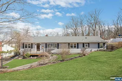 33 Hillcrest Terrace, Lincoln Park, NJ 07035 - Photo 1