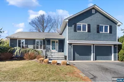 25 Morris Avenue, Montville Township, NJ 07045 - Photo 1