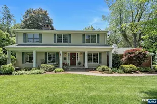 418 Carlton Rd, Wyckoff Township, NJ 07481 - Photo 1