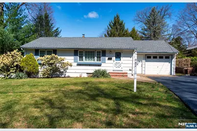 982 Garibaldi Place, Washington Township, NJ 07676 - Photo 1