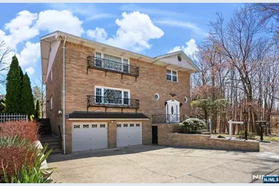 1420 12th Street 1st Floor #1st floor, Fort Lee, NJ 07024 - Photo 1