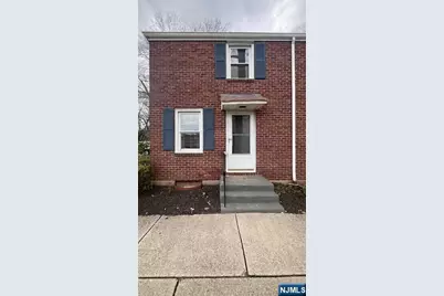 230 Lafayette Place 2A #2A, Englewood, NJ 07631 - Photo 1