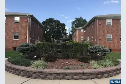 300 E Homestead Avenue D6 #D6, Palisades Park, NJ 07650 - Photo 1