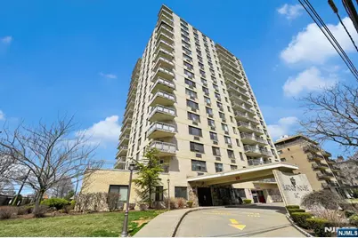 307 Prospect Avenue 3B #3B, Hackensack, NJ 07601 - Photo 1