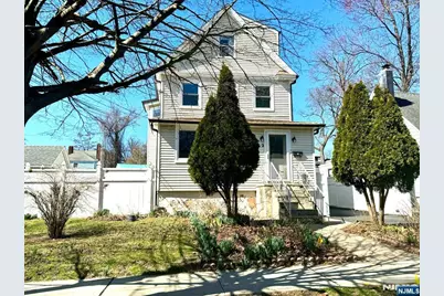 162 Elm Avenue 2nd Fl #2nd Fl, Bogota, NJ 07603 - Photo 1