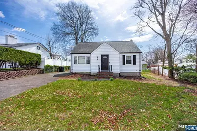 38 Arcadian Way, Paramus, NJ 07652 - Photo 1