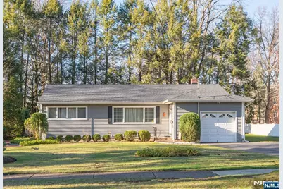 33 Beekman Place, Glen Rock, NJ 07452 - Photo 1