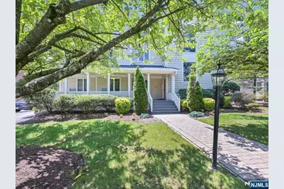 232 Claremont Avenue 5 #5, Montclair, NJ 07042 - Photo 1