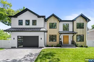 286 Herbert Pl, Paramus, NJ 07652 - Photo 1