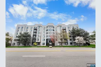 115 Polifly Road 2G #2G, Hackensack, NJ 07601 - Photo 1
