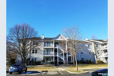 207 Larch Lane, Mahwah, NJ 07430 - Photo 1