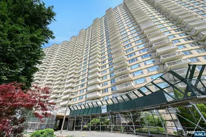 555 North Avenue 21L #21L, Fort Lee, NJ 07024 - Photo 1