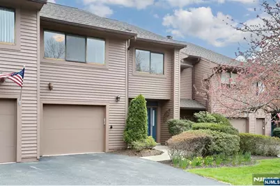 152 Winchester Court 152A #152A, Washington Township, NJ 07676 - Photo 1