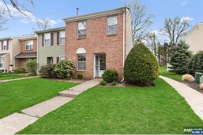 242 Gettysburg Way 2808 #2808, Lincoln Park, NJ 07035 - Photo 1