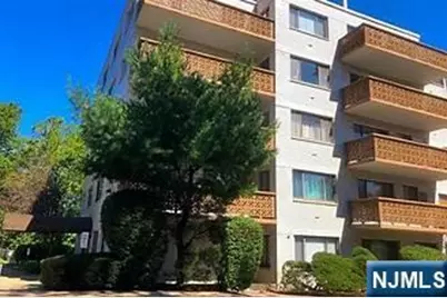 1375 River Road 1A #1A, Edgewater, NJ 07020 - Photo 1