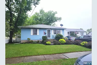 122 Walnut Avenue, Pompton Lakes, NJ 07442 - Photo 1