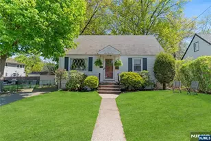 8-25 Mason Pl, Fair Lawn, NJ 07410 - Photo 1