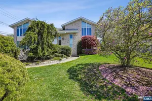 69 Center St, Englewood Cliffs, NJ 07632 - Photo 1