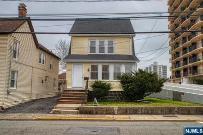 1600 Anderson Avenue, Fort Lee, NJ 07024 - Photo 1