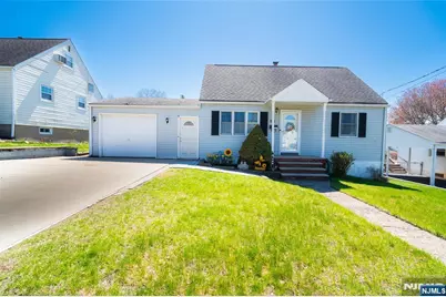 28 Overmount Avenue, Woodland Park, NJ 07424 - Photo 1