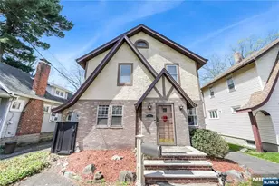 6 Colonial Ct, Dumont, NJ 07628 - Photo 1