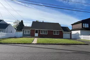 68 Echo Pl, Elmwood Park, NJ 07407 - Photo 1